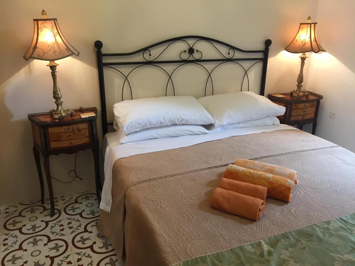 Santa Marija House Hotel Victoria Bagian luar foto